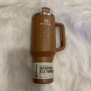 Brand New Hearth & Hearth Stanley! 40 oz